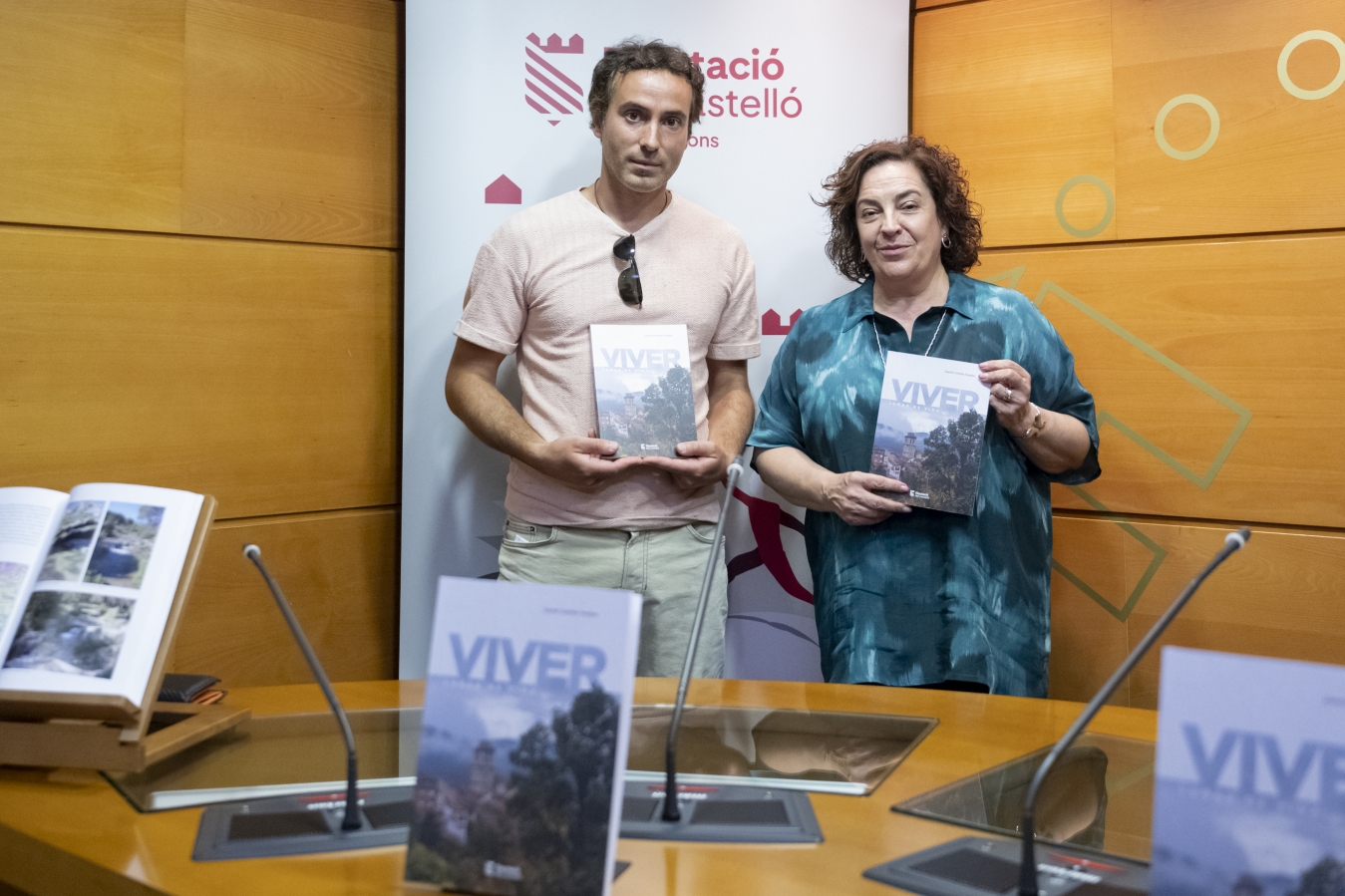 La Diputación de Castellón acerca al lector el patrimonio natural y la riqueza de Viver a través de la publicación ‘Viver, lugar de vida’